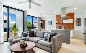 Tourist Luxury Apartment Dowtown